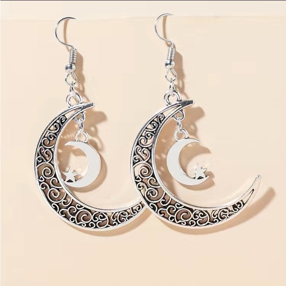 Moon star earrings - Picture 4 of 16